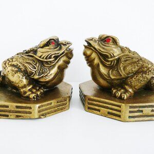 Feng Shui Wealth Frogs (solid brass)